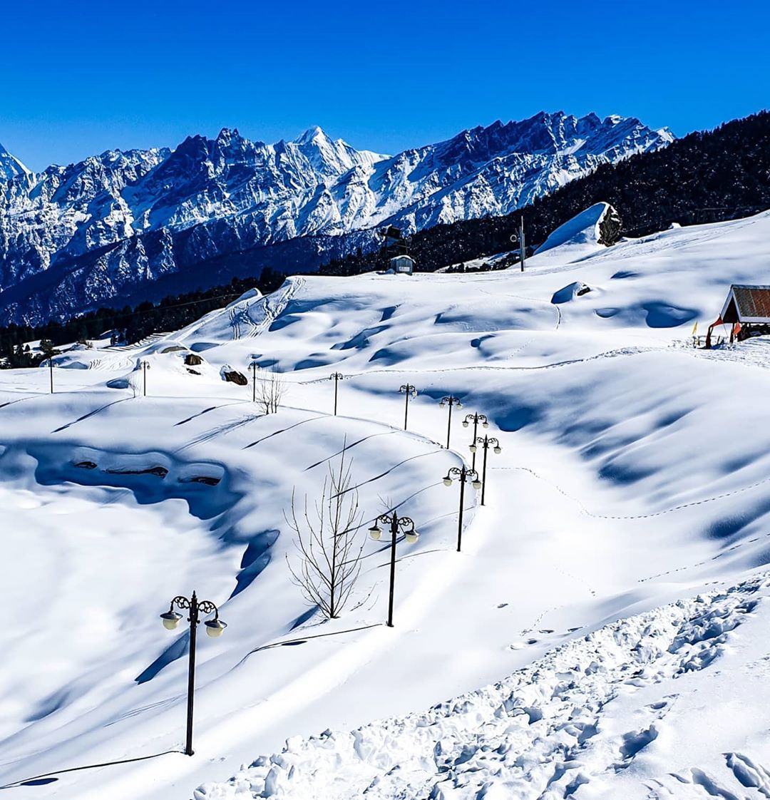 Auli Snow Escape